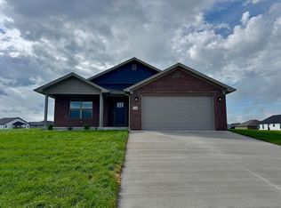 550 Middle Creek Way, Berea, KY