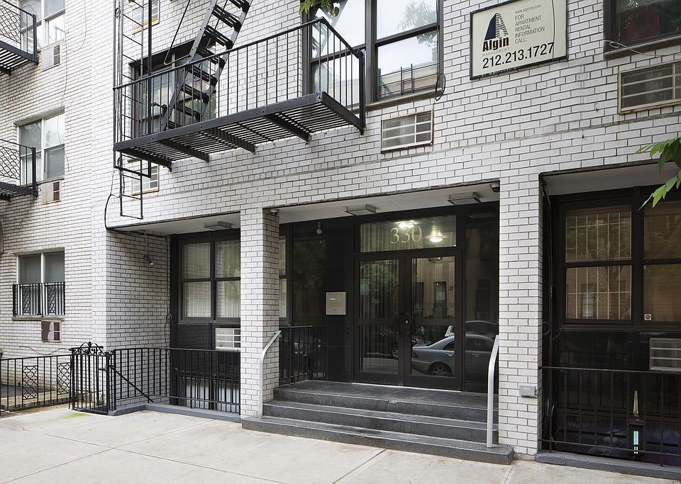 2nd image of 330 E 85th St APT 3E
