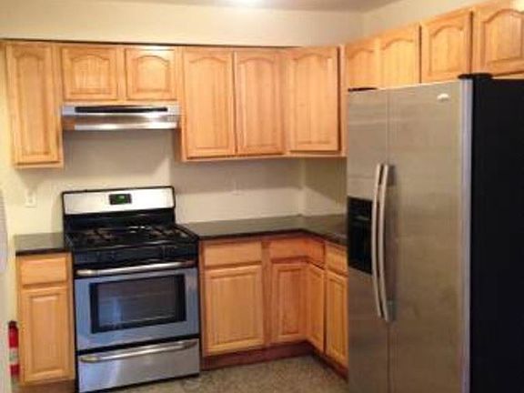 5th image of 101 10 Martense Ave