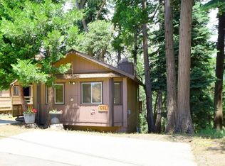 691 Ivy Ln, Lake Arrowhead, CA 92352