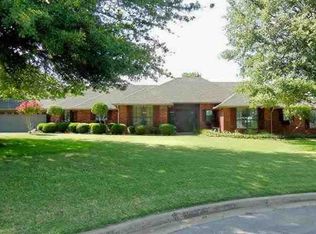 710 Franklin Ct, Ardmore, OK 73401