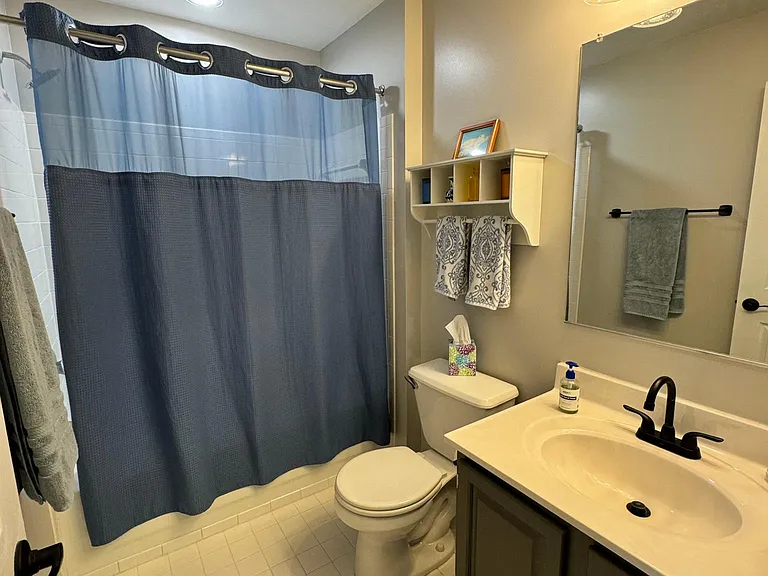 1310 Farley Ct S — Photo 13