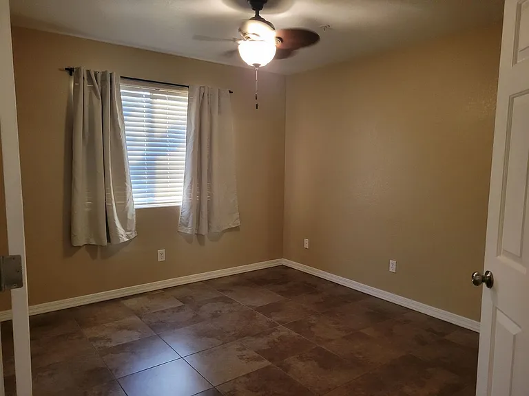 440 Hummingbird Dr — Photo 14