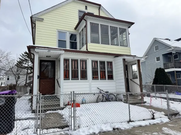 26 Canby St #26, Holyoke, MA 01040