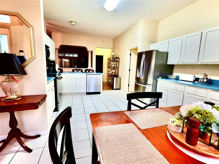 532 Carrera Dr — Photo 5
