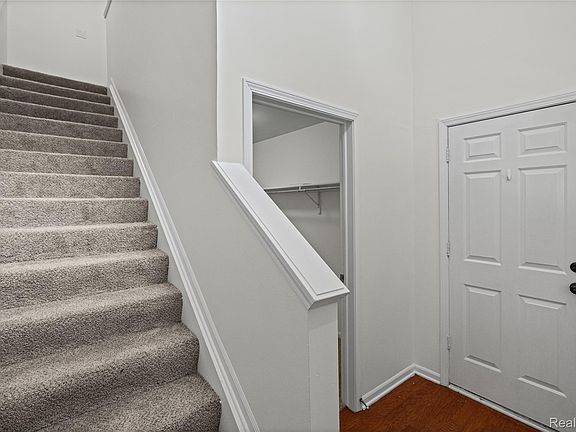 5th image of 4163 Hampton Ridge Blvd