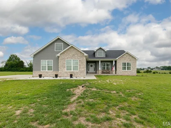 22845 Jewell Lynn Ct, Warrenton, MO 63383