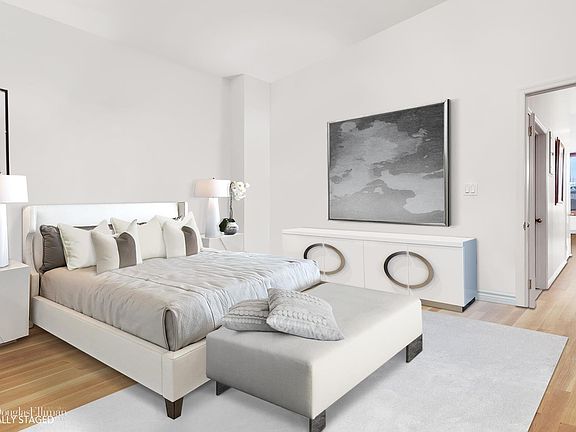 2nd image of 28 Old Fulton St APT 3H