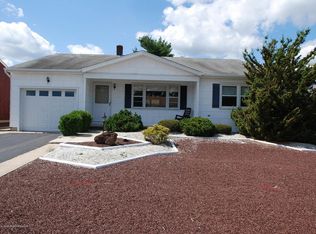 13 Norway Rd, Toms River, NJ 08757