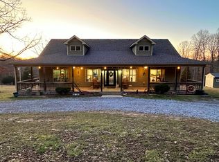 1815 Broome Rd, Palmyra, TN 37142