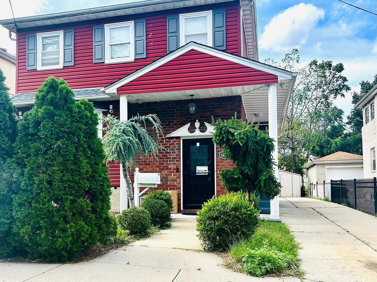 2 bed, 1.0 bath, 900 sqft, $2,600 — Photo 1