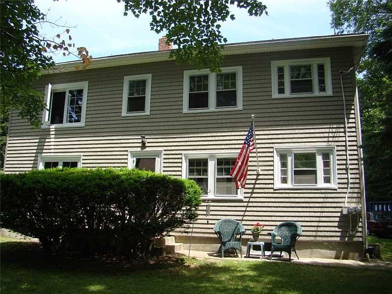 2nd image of 283 Stillwater Rd