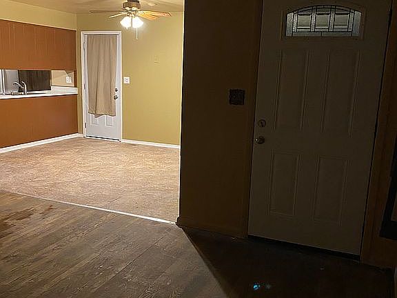 3rd image of 1629 N Alton Ave