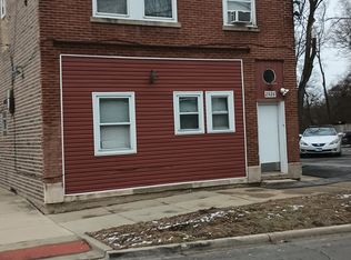 2526 Broadway St APT 2B, Blue Island, IL 60406