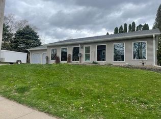 111 W Linden St, Lancaster, WI 53813