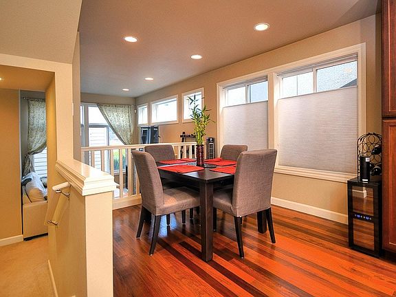 4th image of 102 W Florentia St APT A