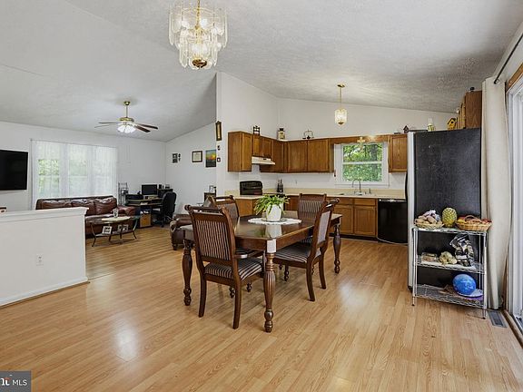 4th image of 48923 Evergreen Park Rd