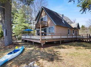 39 Lake Shore Rd, Effingham, NH 03882