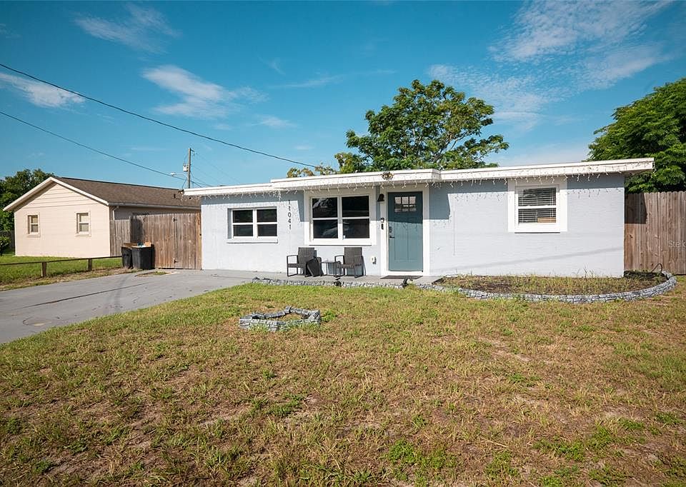 1st image of 11041 TAFT DRIVE