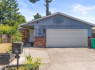740 SE 128th Ave, Portland, OR 97233