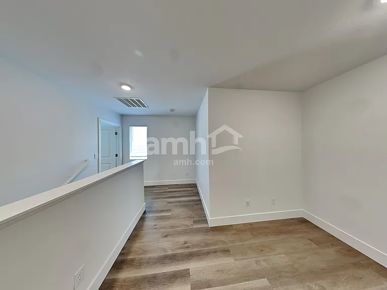 11153 Magallanes St — Photo 9