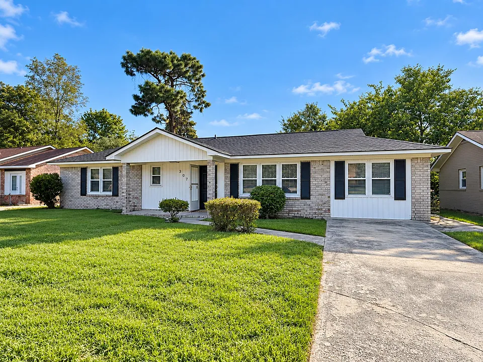 307 Gippy Dr