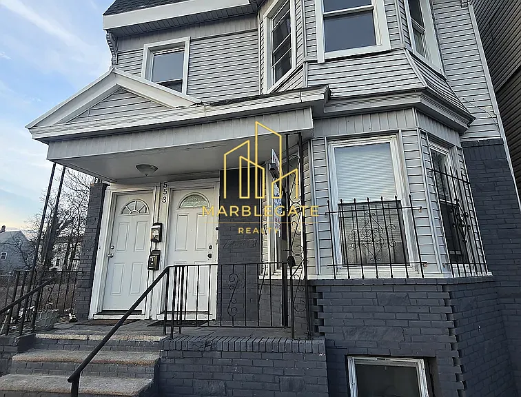553 S Orange Ave #22 — Photo 1