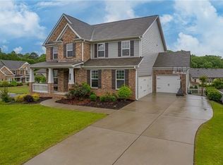 301 Cochin Dr, Woodstock, GA 30188
