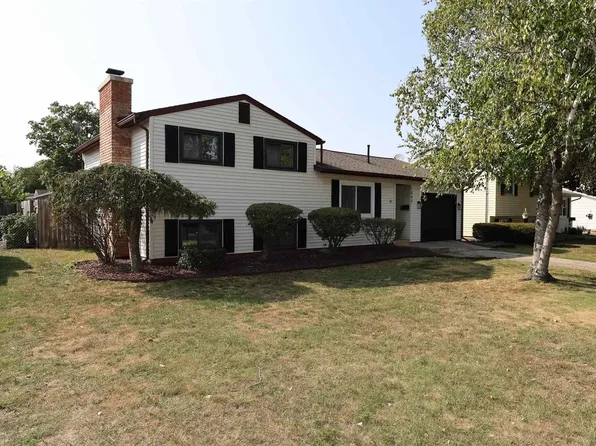 1845 Hass Dr, South Bend, IN 46635