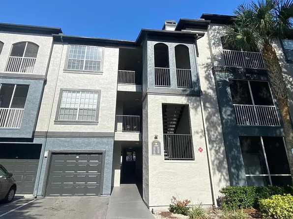 13003 Sanctuary Cove Dr Unit 304, Temple Terrace, FL 33637