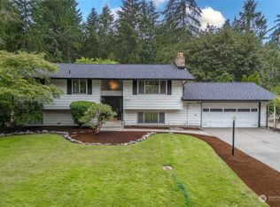 10836 114th Ave SW, Tacoma, WA
