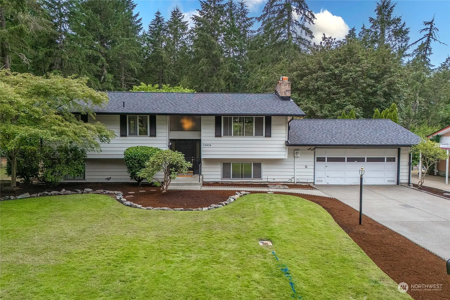 10836 114th Avenue SW photo 1