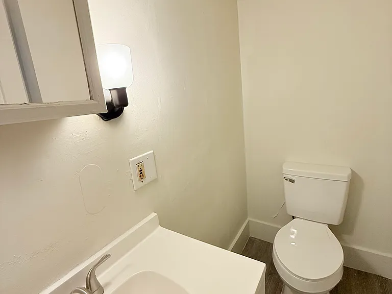 7 West Ln #2B — Photo 11