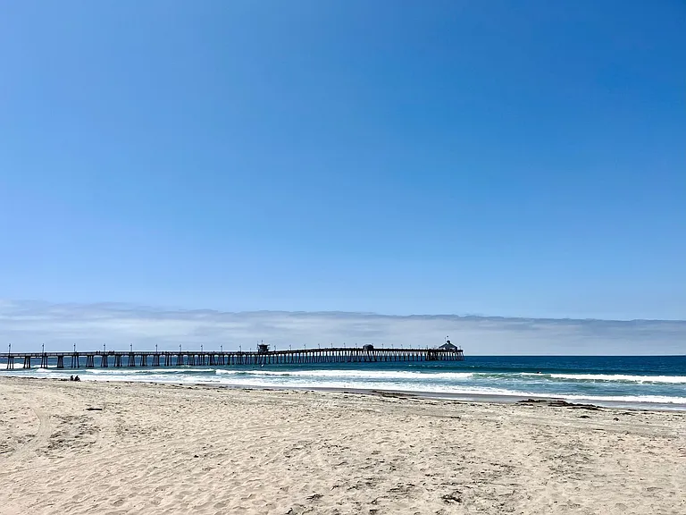 Pier View Apartments — Photo 10