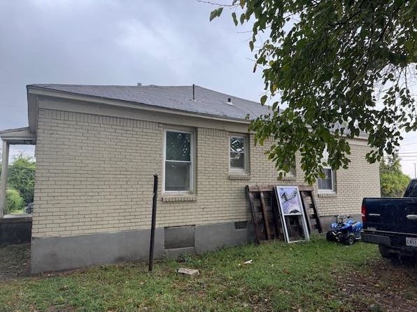 memphis-tennessee-457239659 picture