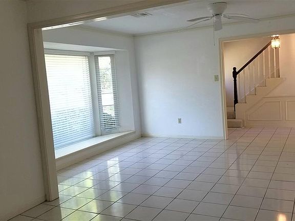 5th image of 1027 Woodbank Dr