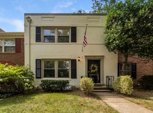 8317 Forrester Blvd, Springfield, VA 22152