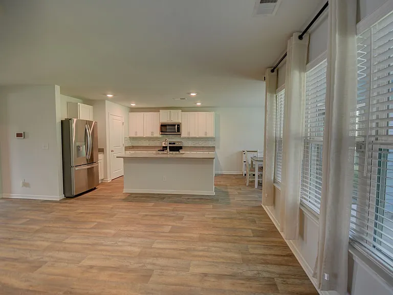 13 Evian Ct — Photo 12