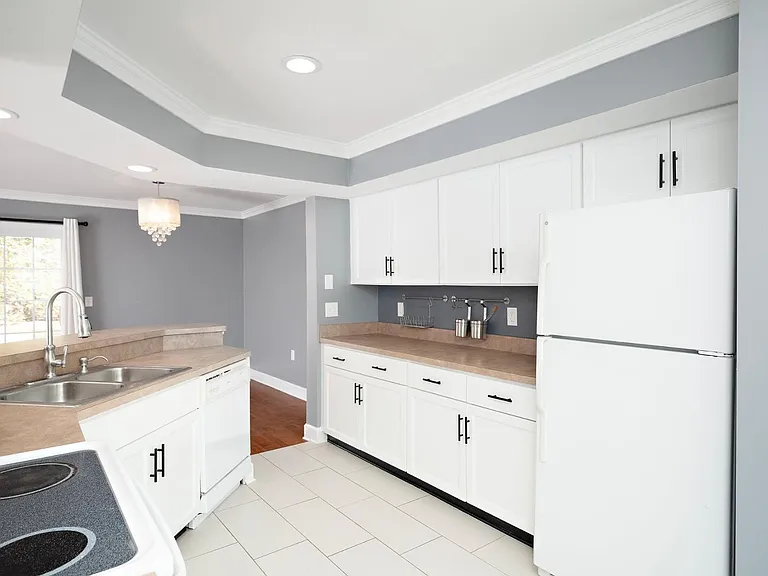 7773 Falcon Rest Cir — Photo 16