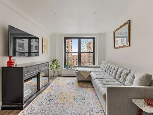 209 Clinton Ave APT 7E, Brooklyn, NY 11205