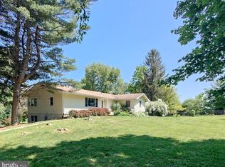 1212 Chestnut Tree Rd, Honey Brook, PA 19344