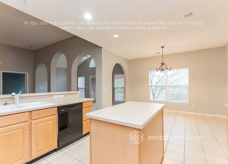 16019 Lavenham Rd — Photo 9