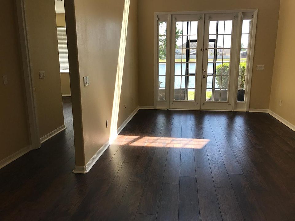 Old pic, new laminate in light gray color now