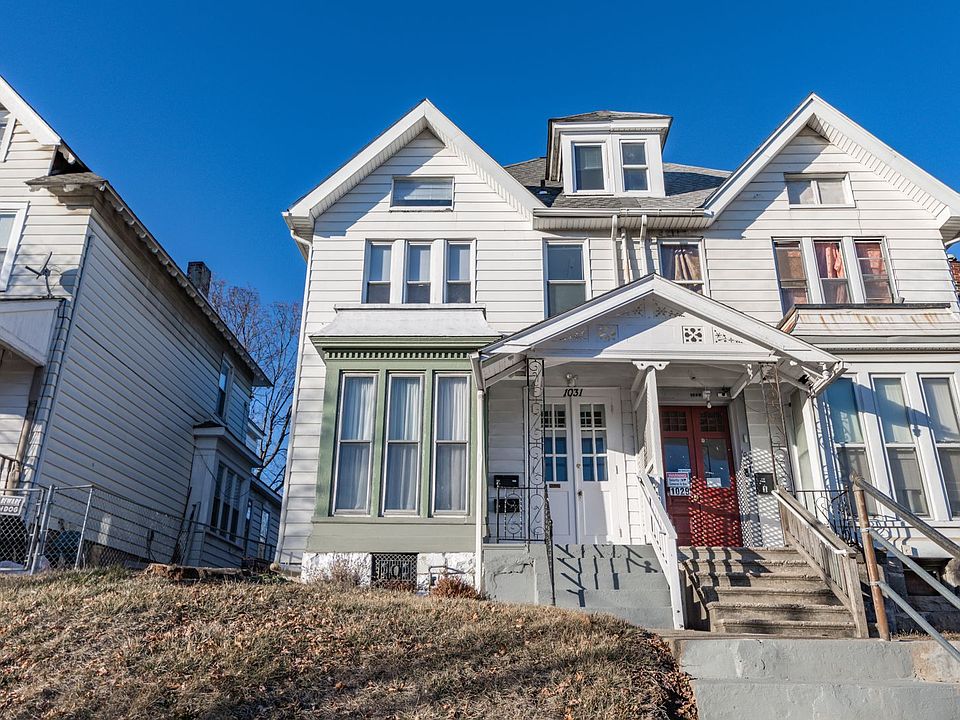 1st image of 1031 Northampton St #2