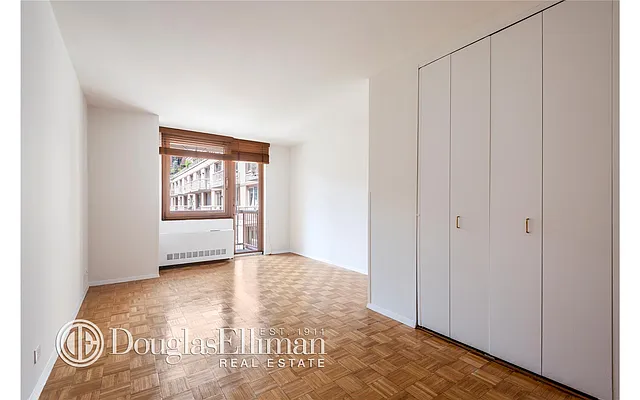 Rented by Douglas Elliman | media 21