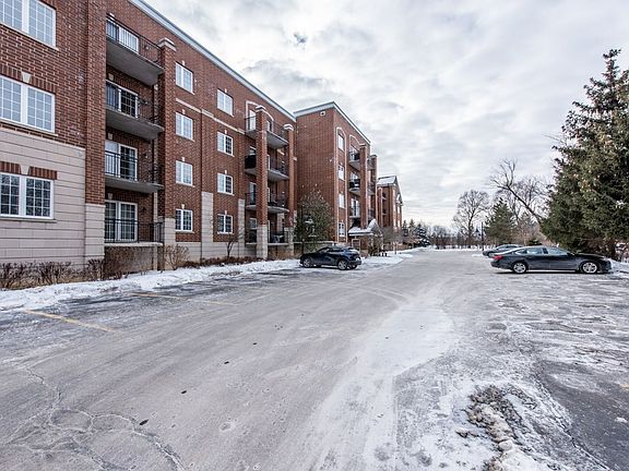 3rd image of 1479 N Milwaukee Ave APT 304
