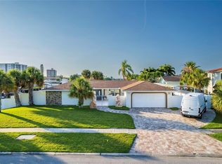 320 Harbor Psge, Clearwater, FL 33767