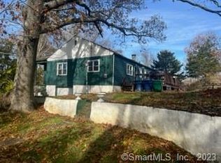 49 Gilead Rd, Waterford, CT 06385