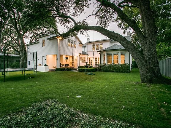 3rd image of 5316 Wateka Dr