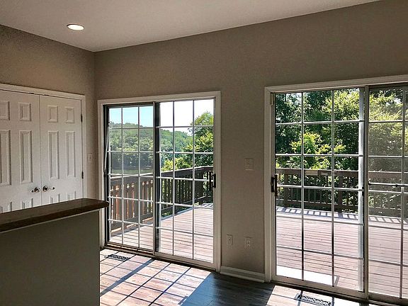 3rd image of 11579 Nellings Pl